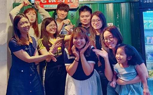 Polly Oxford 18年教學生涯學生聚會大合照 - 香港英文補習導師與歷屆學生溫馨重聚